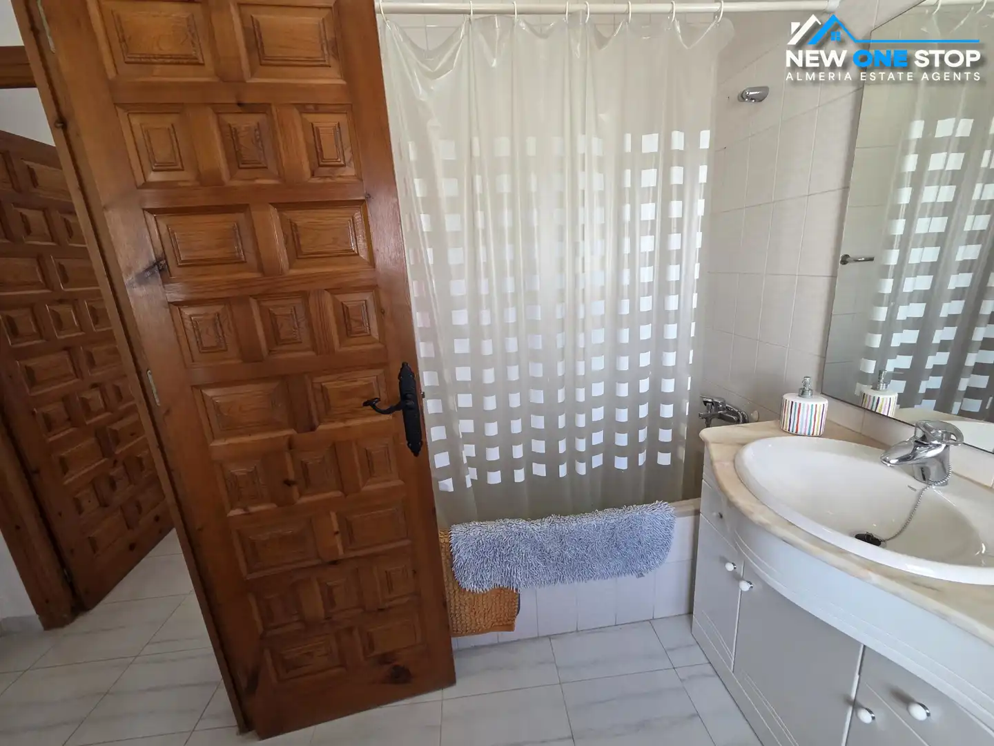Bathroom of Houses for sale in Mojácar  with Air Conditioner, Terrace and Storage room