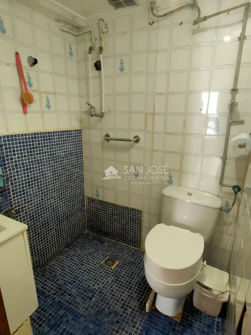 Bathroom of Houses for sale in Aspe  with Heating and Terrace