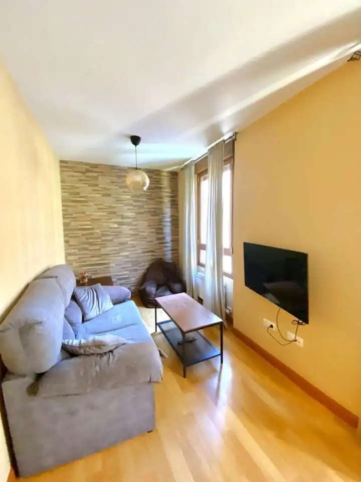Apartament de lloguer a Calle Bernardo Del Carpio, Centro Ciudad