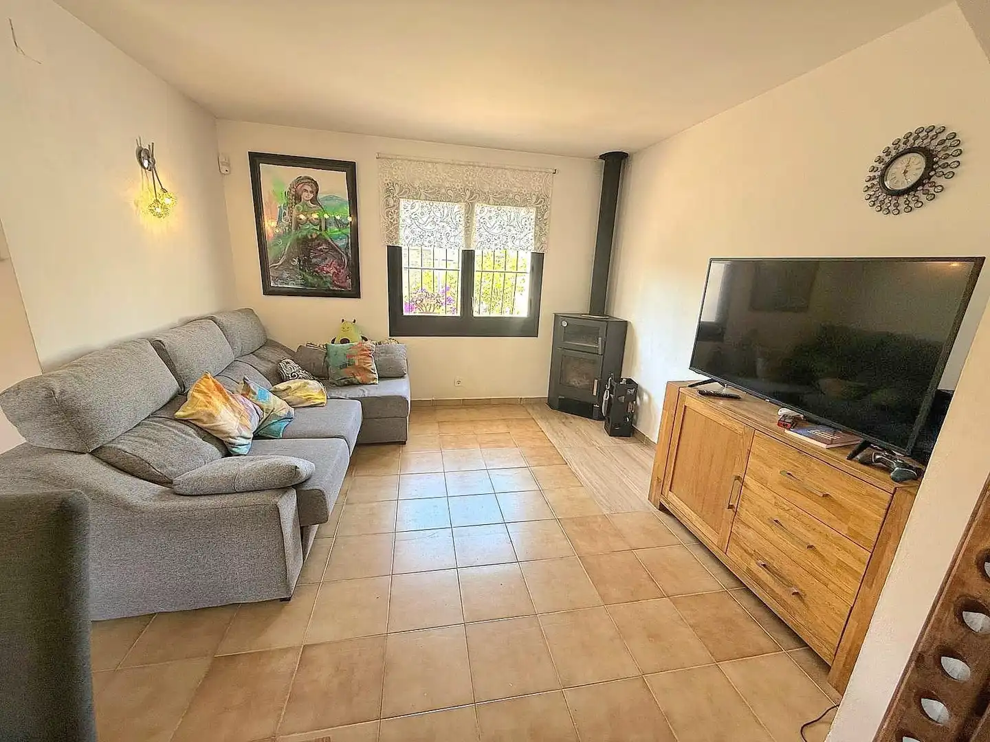 Wohnzimmer von Einfamilien-Reihenhaus zum Verkauf in Calafell mit Privatgarten, Terrasse und Abstellraum