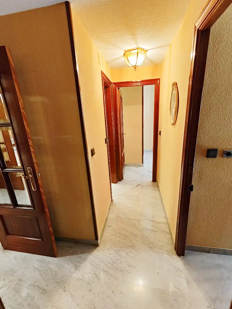 Flat for sale in Sevilla  with Air Conditioner, Terrace and Community pool