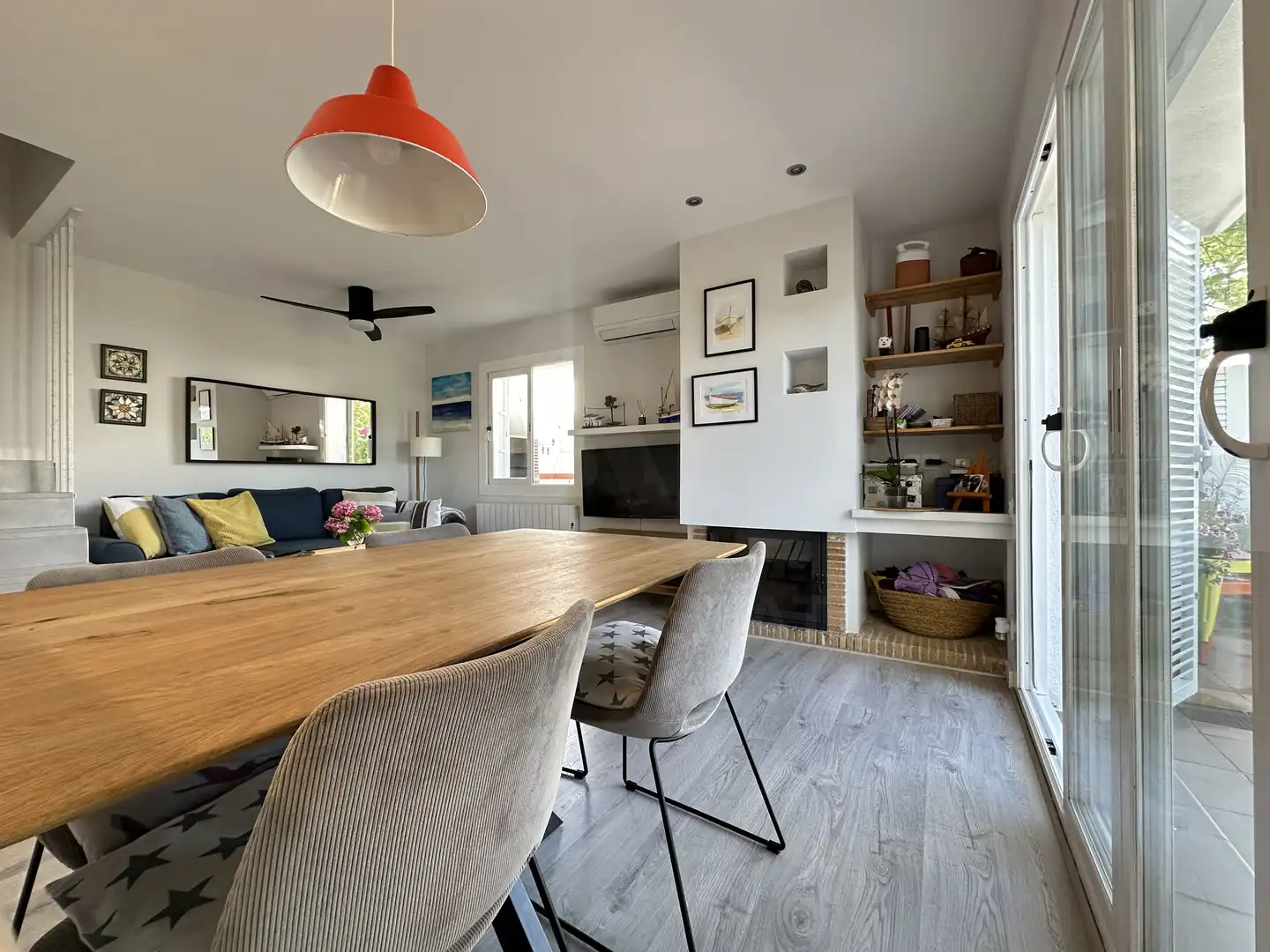 Dining room of Houses for sale in Sant Pol de Mar  with Air Conditioner, Heating and Terrace