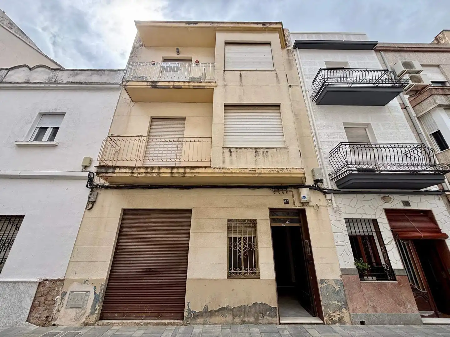 Exterior view of Ground floor for sale in Piles