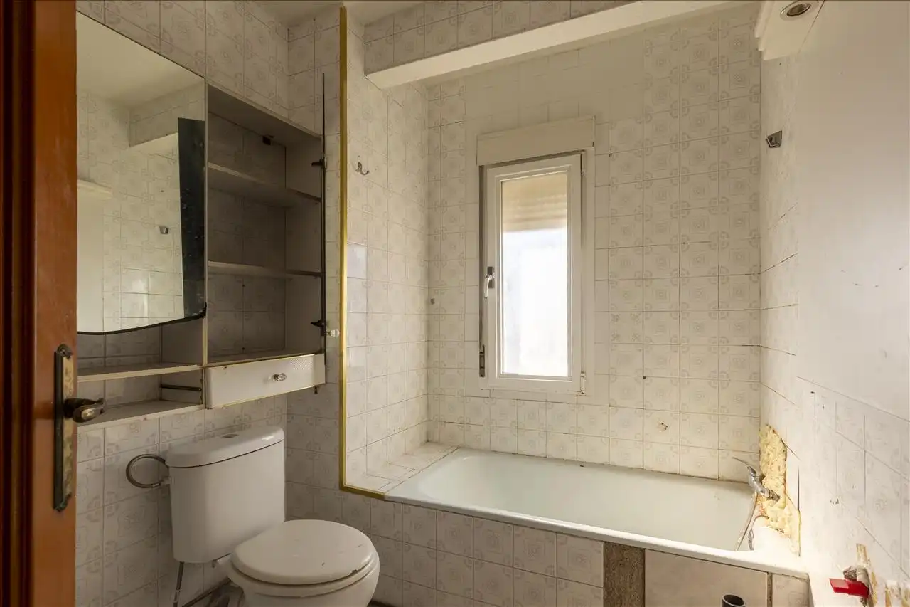 Baño de Piso en venta en San Sebastián de los Reyes con Terraza