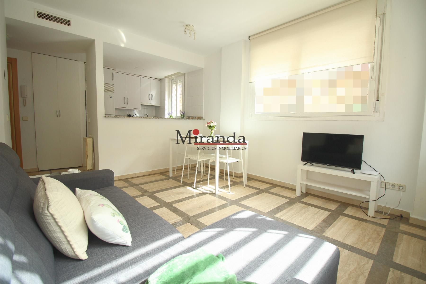 Wohnung zur Miete in Numancia, Puente de Vallecas