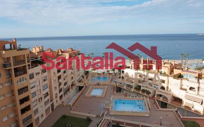 Vista exterior de Àtic en venda en Almuñécar amb Aire condicionat, Terrassa i Balcó