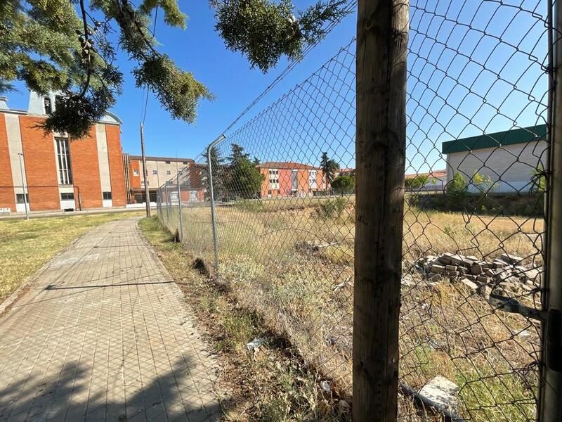 Residencial en venda a HERNAN CORTES, Los Bloques