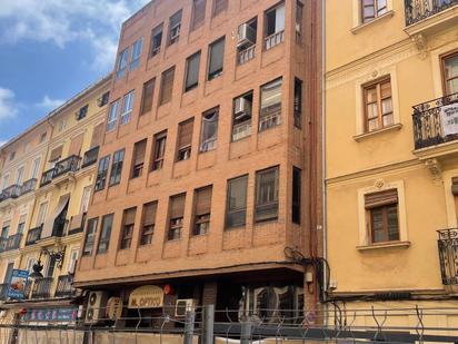 Vista exterior de Pis en venda en  Valencia Capital amb Terrassa