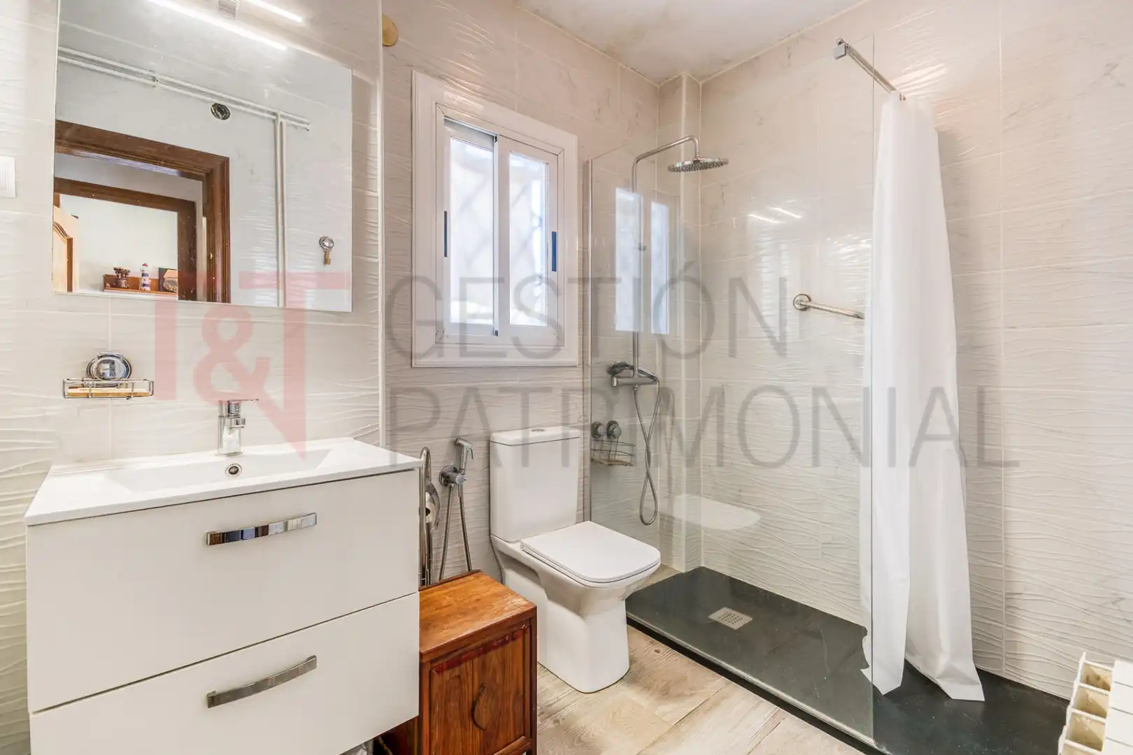 Baño de Casa o chalet en venta en Pineda de Mar con Aire acondicionado, Calefacción y Jardín privado