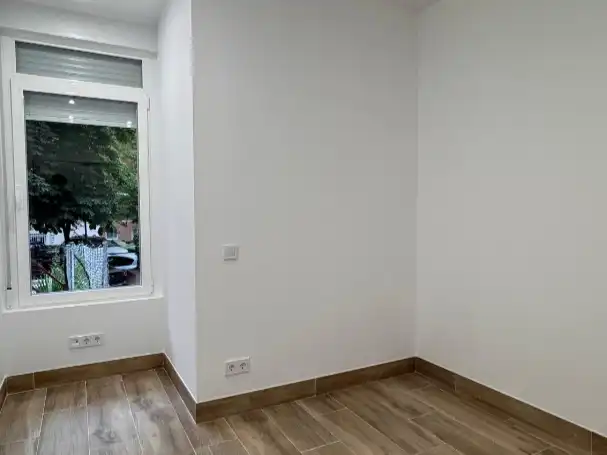 Habitación de Piso en venta en Alcorcón con Aire acondicionado y Terraza