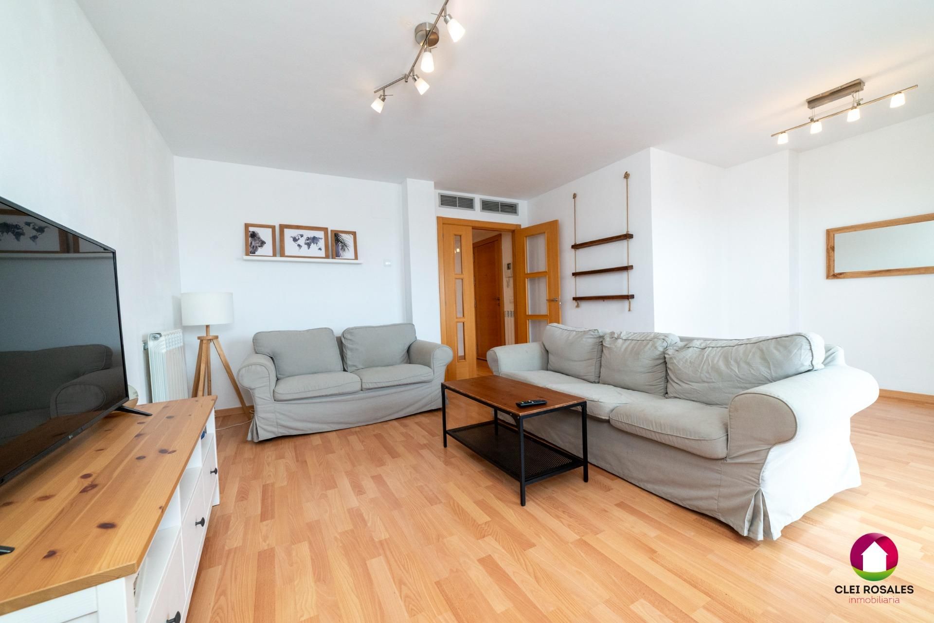 Sala d'estar de Pis en venda en  Zaragoza Capital amb Calefacció, Jardí privat i Terrassa