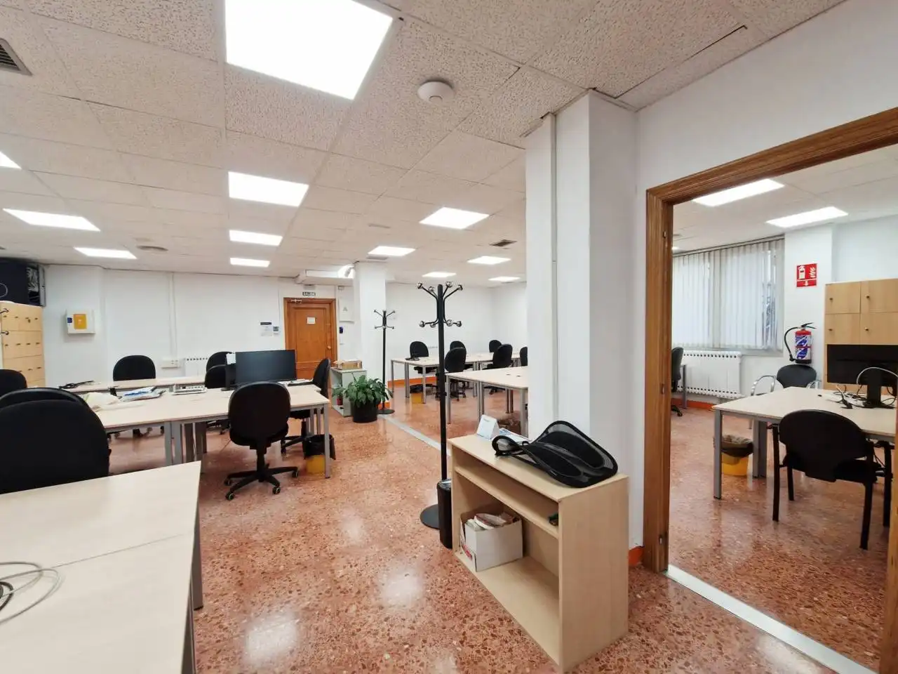 Oficina de alquiler en Bilbao  con Aire acondicionado, Calefacción y Alarma