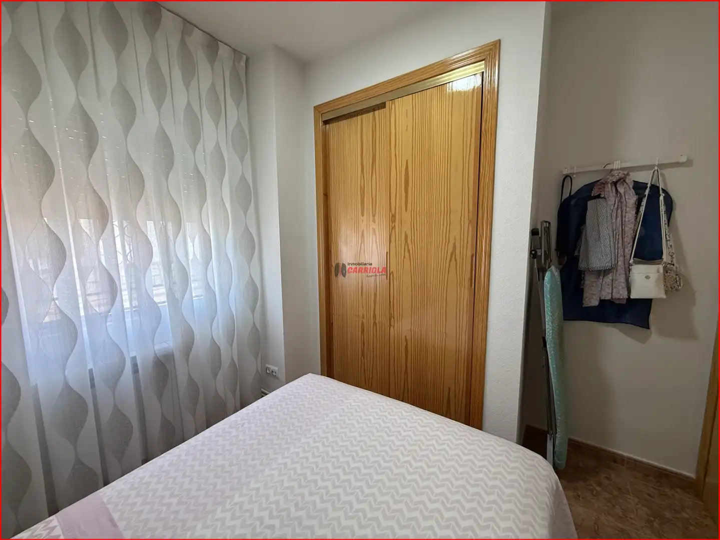 Habitación de Casa adosada en venta en El Casar de Escalona con Aire acondicionado, Calefacción y Trastero