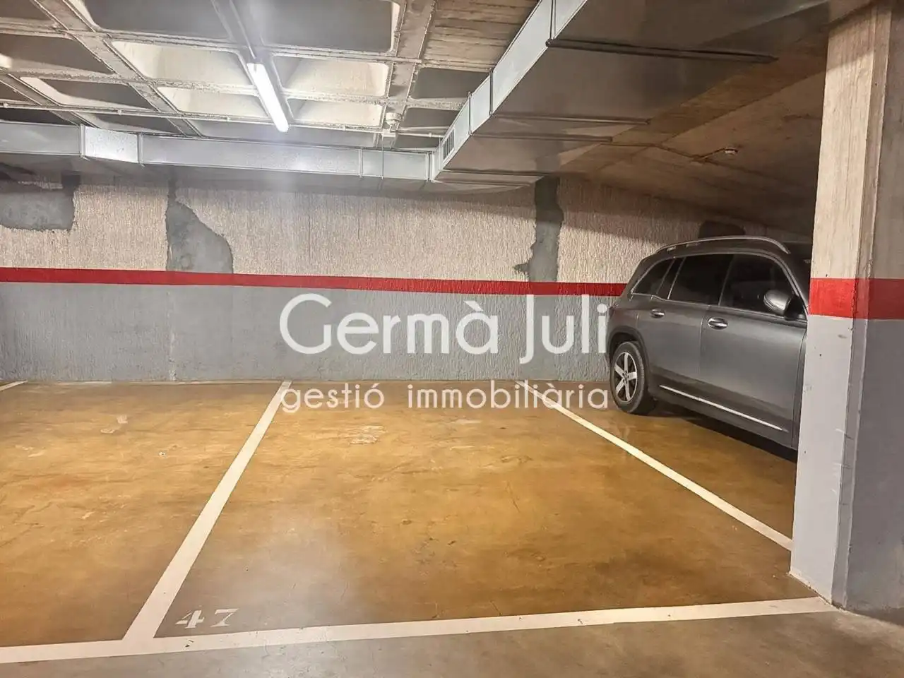 Parking of Garage for rent in Badalona