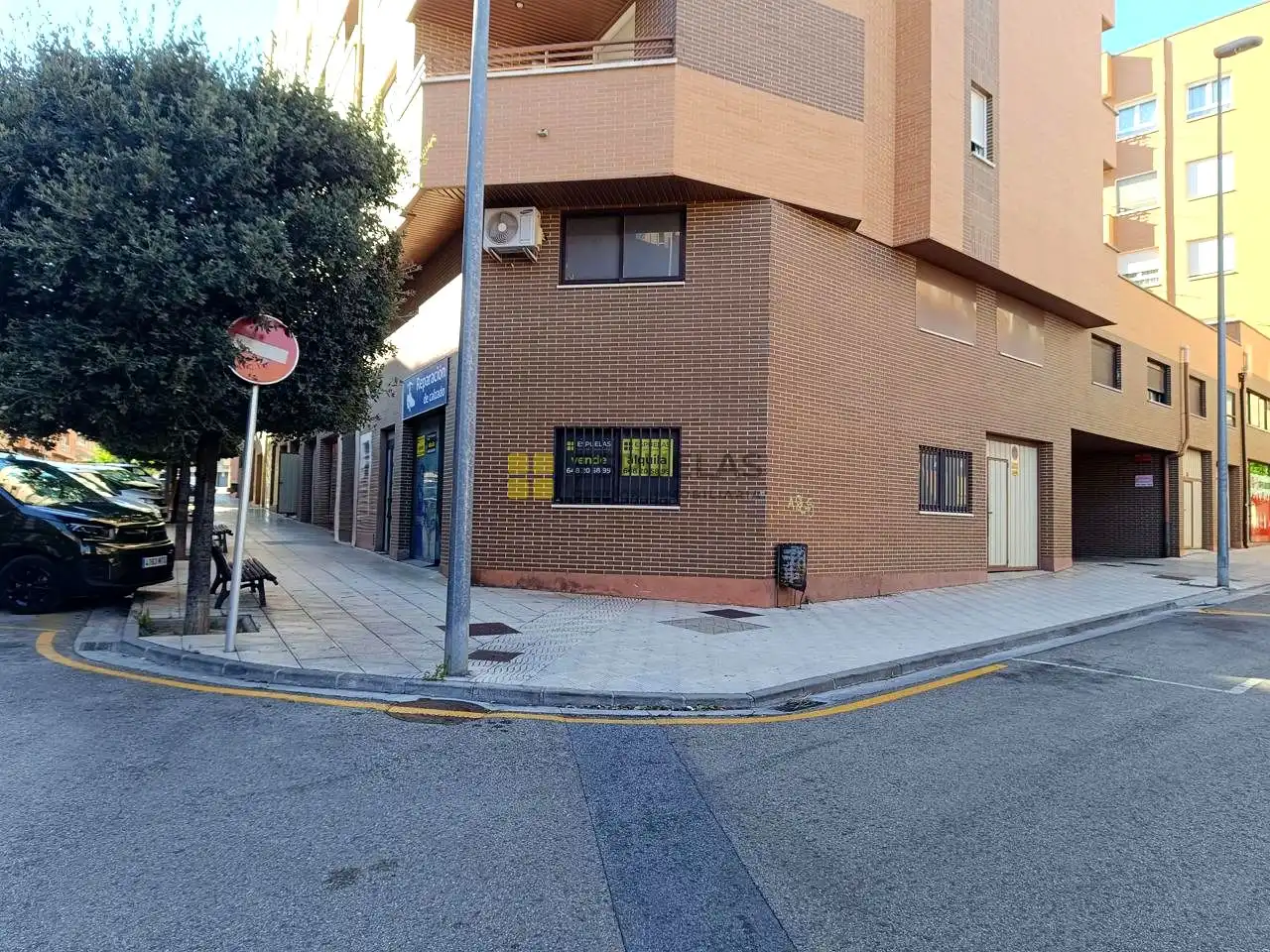 Locale commerciale in vendita a Calle Pablo Neruda 10, imagen 3