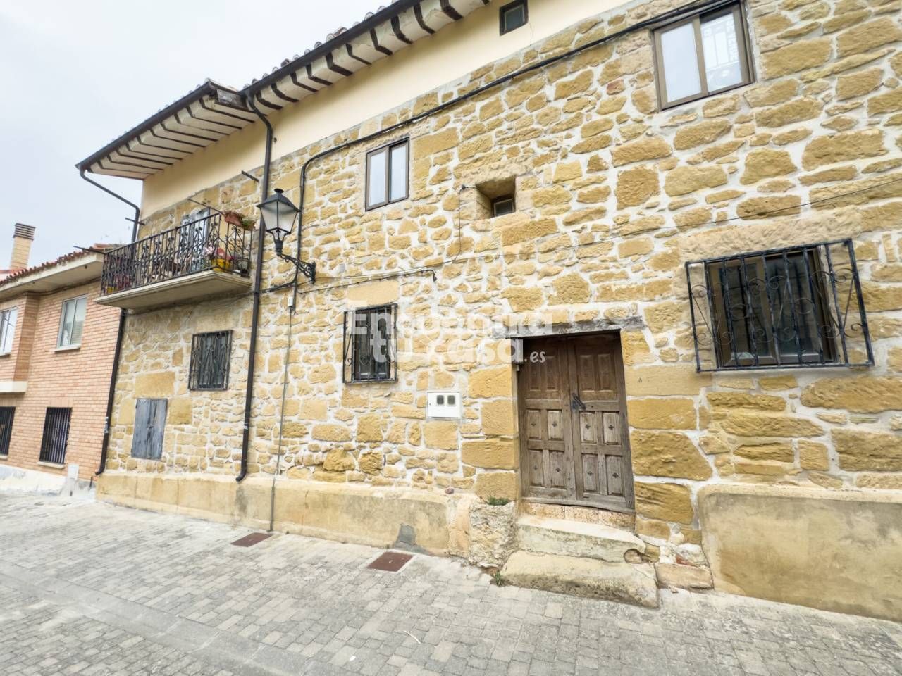 Vista exterior de Casa o xalet en venda en San Vicente de la Sonsierra amb Terrassa