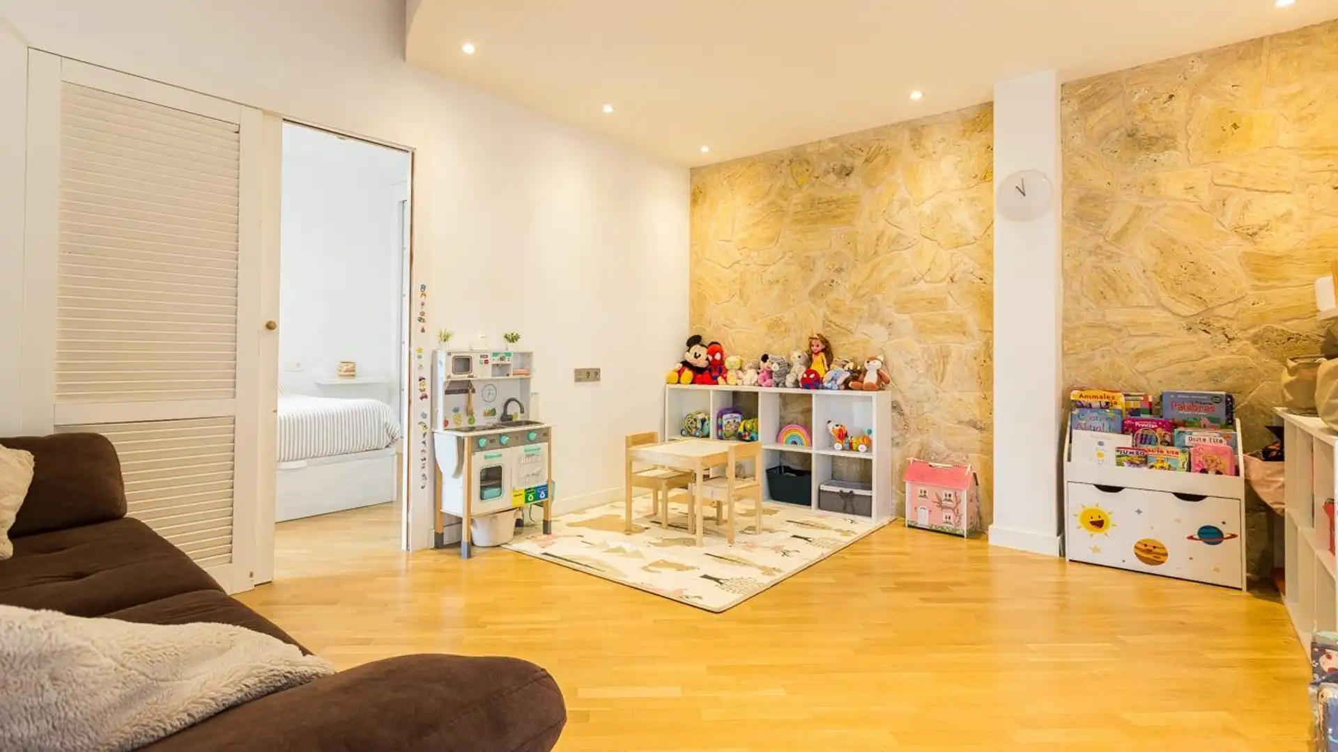 Attic for sale in Elda  with Air Conditioner, Parquet flooring and Terrace