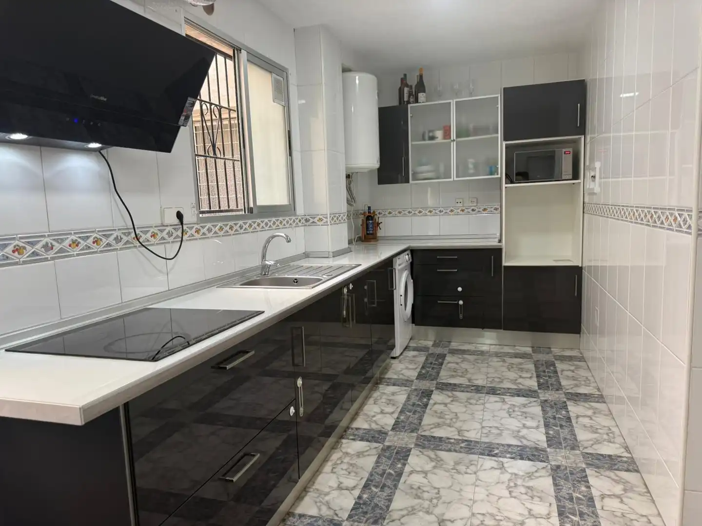 Flat with terrace for sale in Calle Calle Tirso de Molina, imagen 17