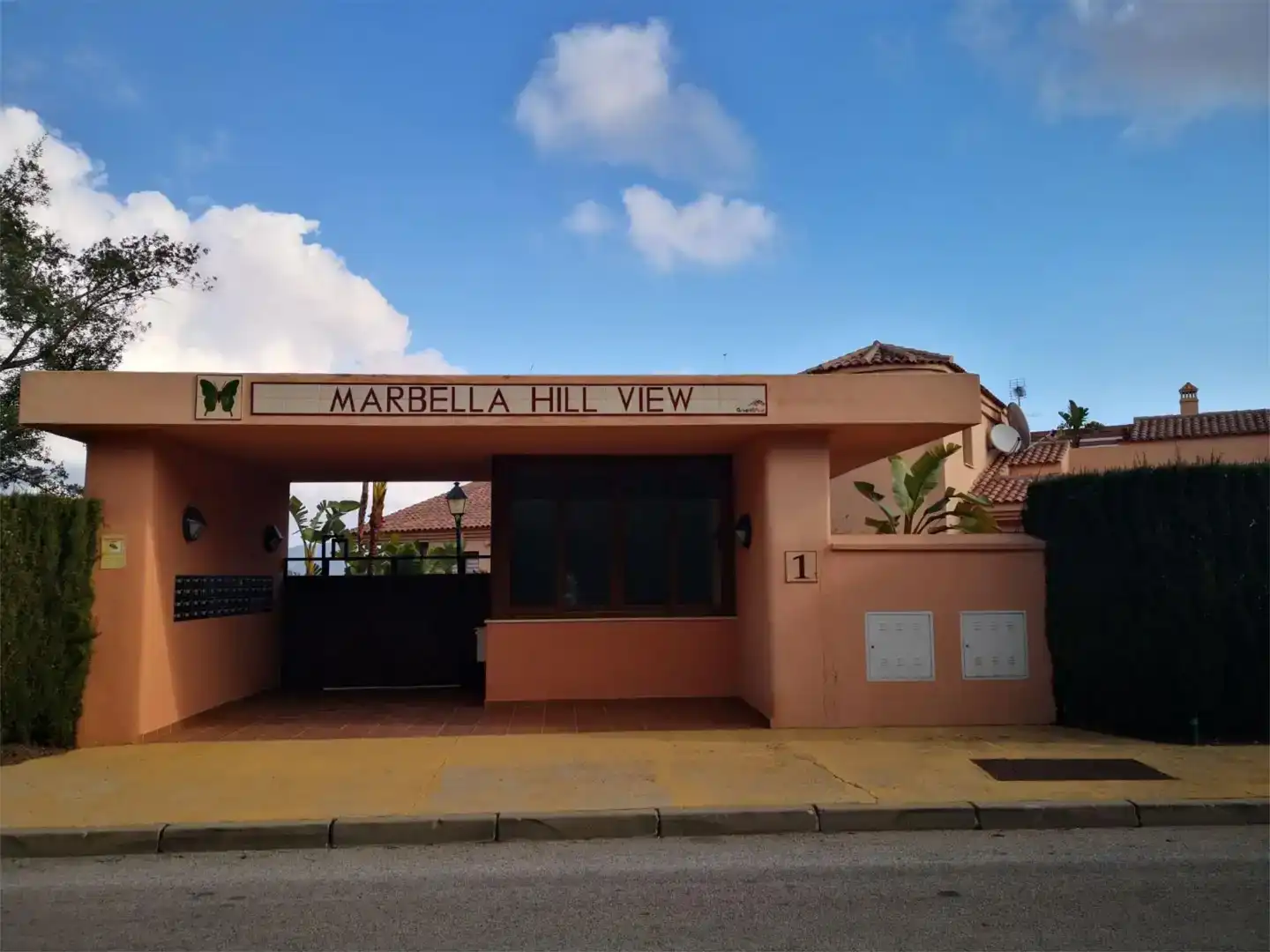 Vista exterior de Garaje en venta en Ojén