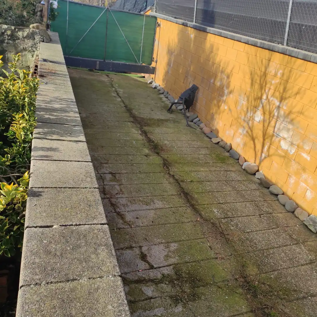 Vista exterior de Casa o xalet en venda en Riells i Viabrea amb Aire condicionat, Calefacció i Jardí privat