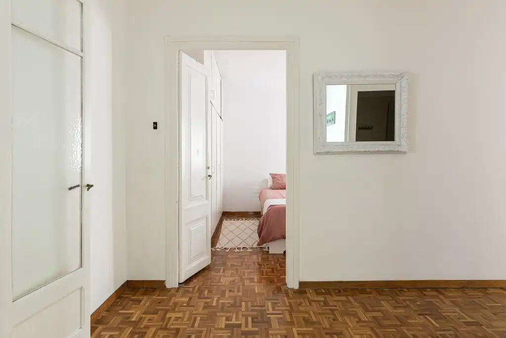 Apartamento en venta en Barcelona con Calefacción, Parquet y Balcón