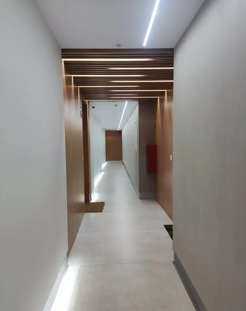 Piso de alquiler en Almería con Aire acondicionado, Calefacción y Jardín privado