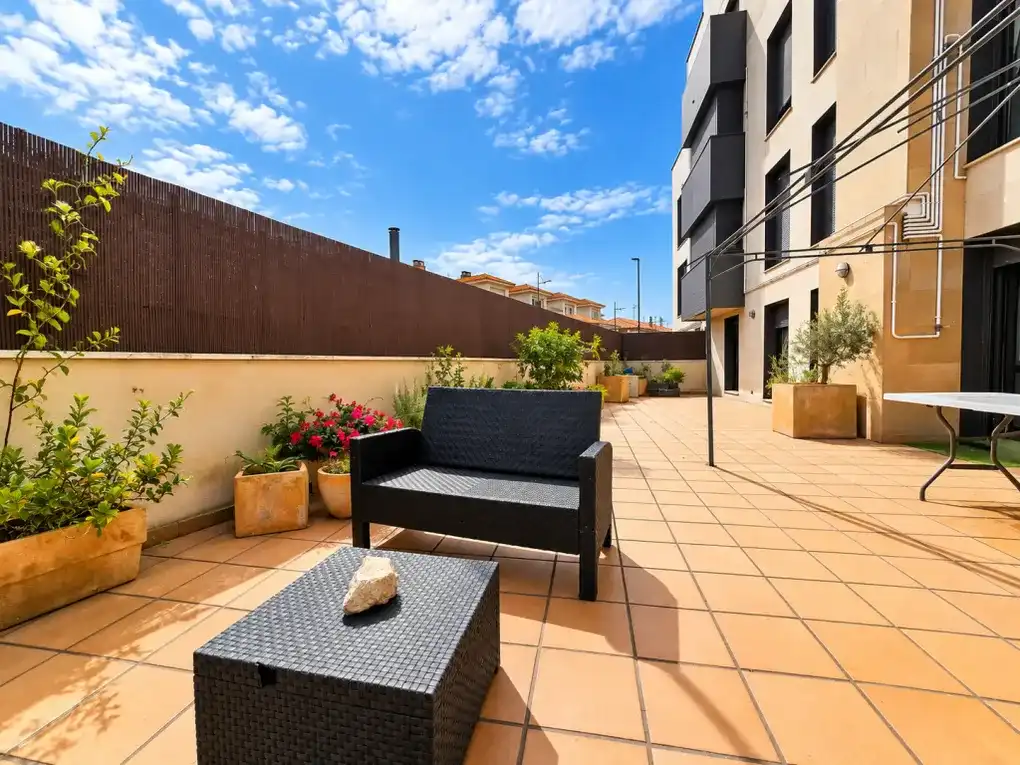 Appartamento con ascensore in vendita a Calle Marqués de Argüelles, imagen 2