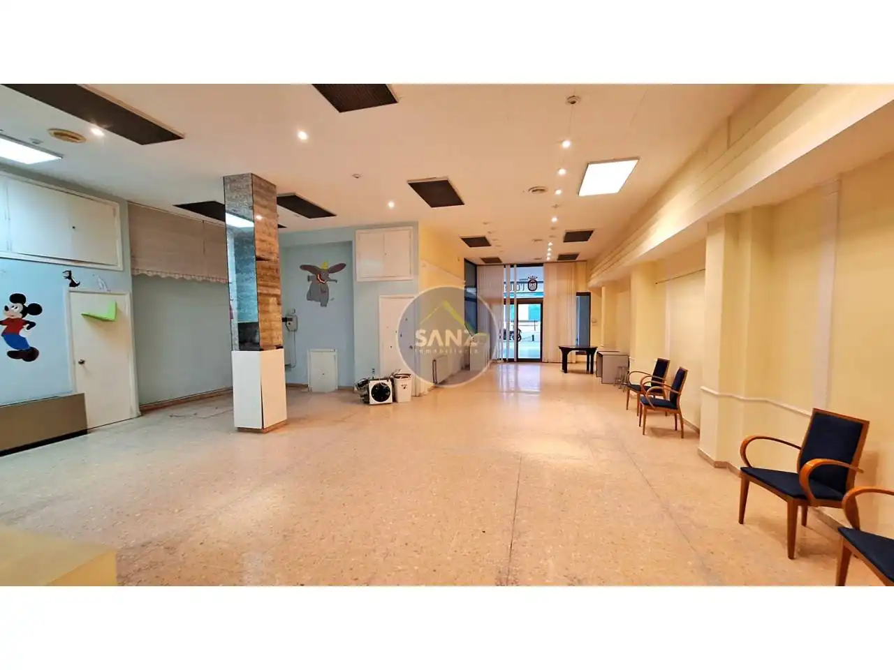 Local comercial de lloguer a Plaza Vila, imagen 7