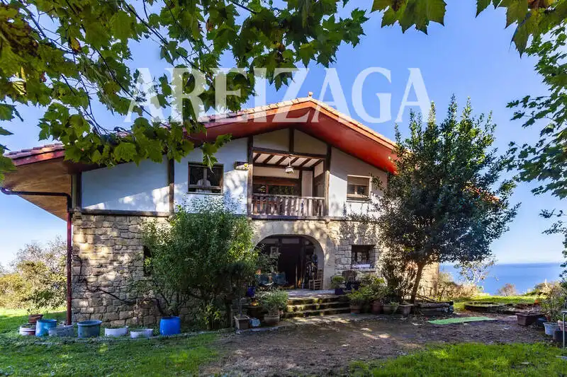 Vista exterior de Casa o chalet en venta en Donostia - San Sebastián  con Calefacción, Jardín privado y Terraza
