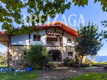 Maison avec balcon à vendre à Buztinzuri, Igeldo 12