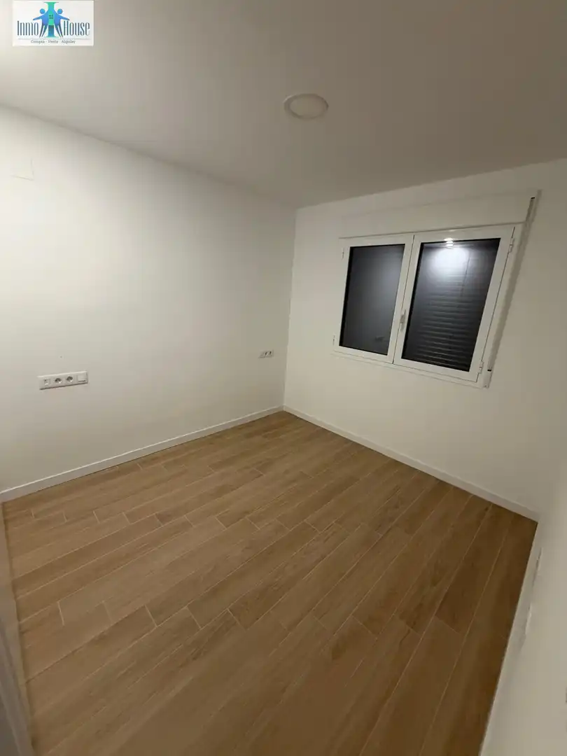 Bedroom of Apartments for rent in Albacete  with Heating, Balcony and Community pool