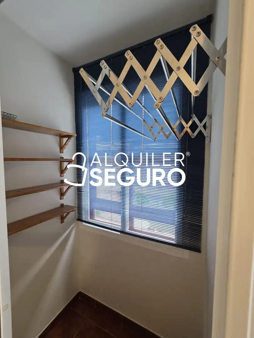 Piso de alquiler en Burgos con Calefacción, Terraza y Trastero