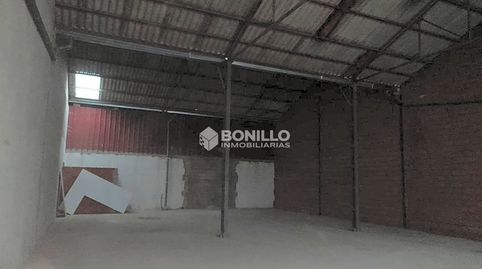 Foto 5 von Fabrikhallen zur Miete in Atenas, Centro, Teruel Capital