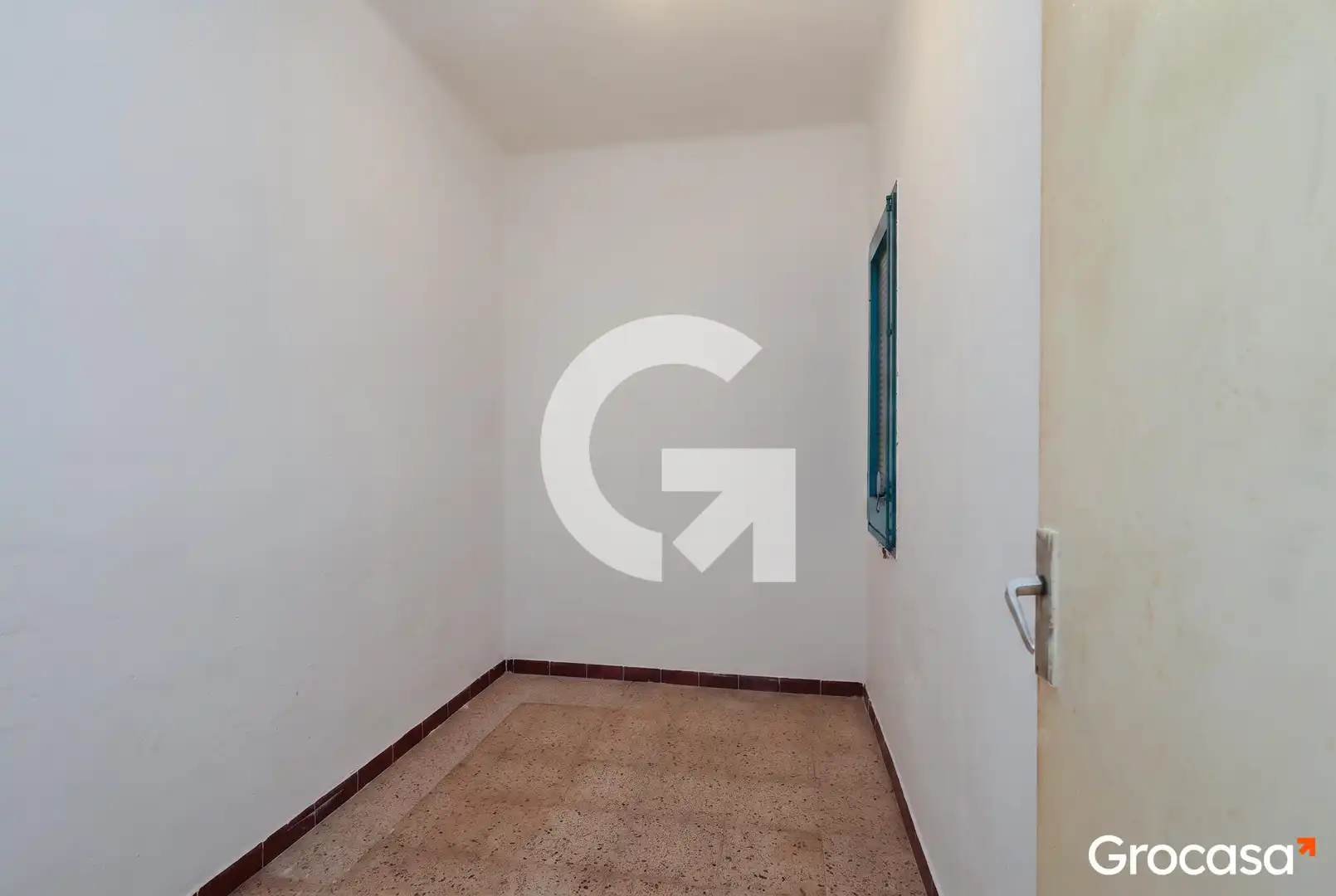 Erdgeschoss zum Verkauf in Gavà mit Ofen