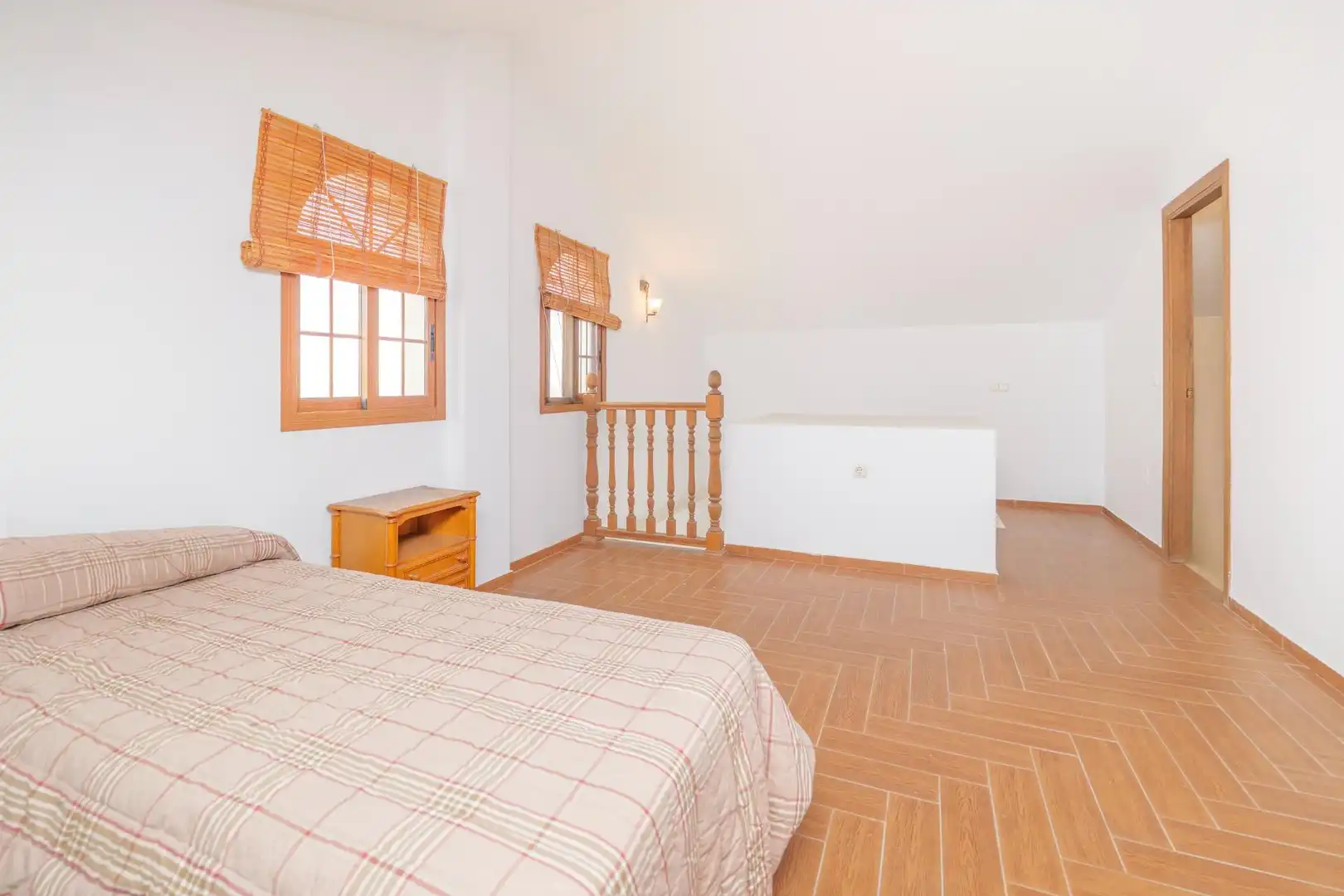 Bedroom of Houses for sale in Málaga  with Air Conditioner, Private garden and Swimming Pool
