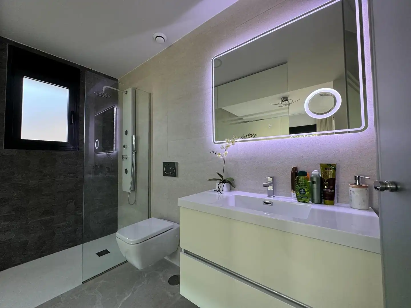 Bungalow con piscina en venta en Calle de los chrimines, imagen 55
