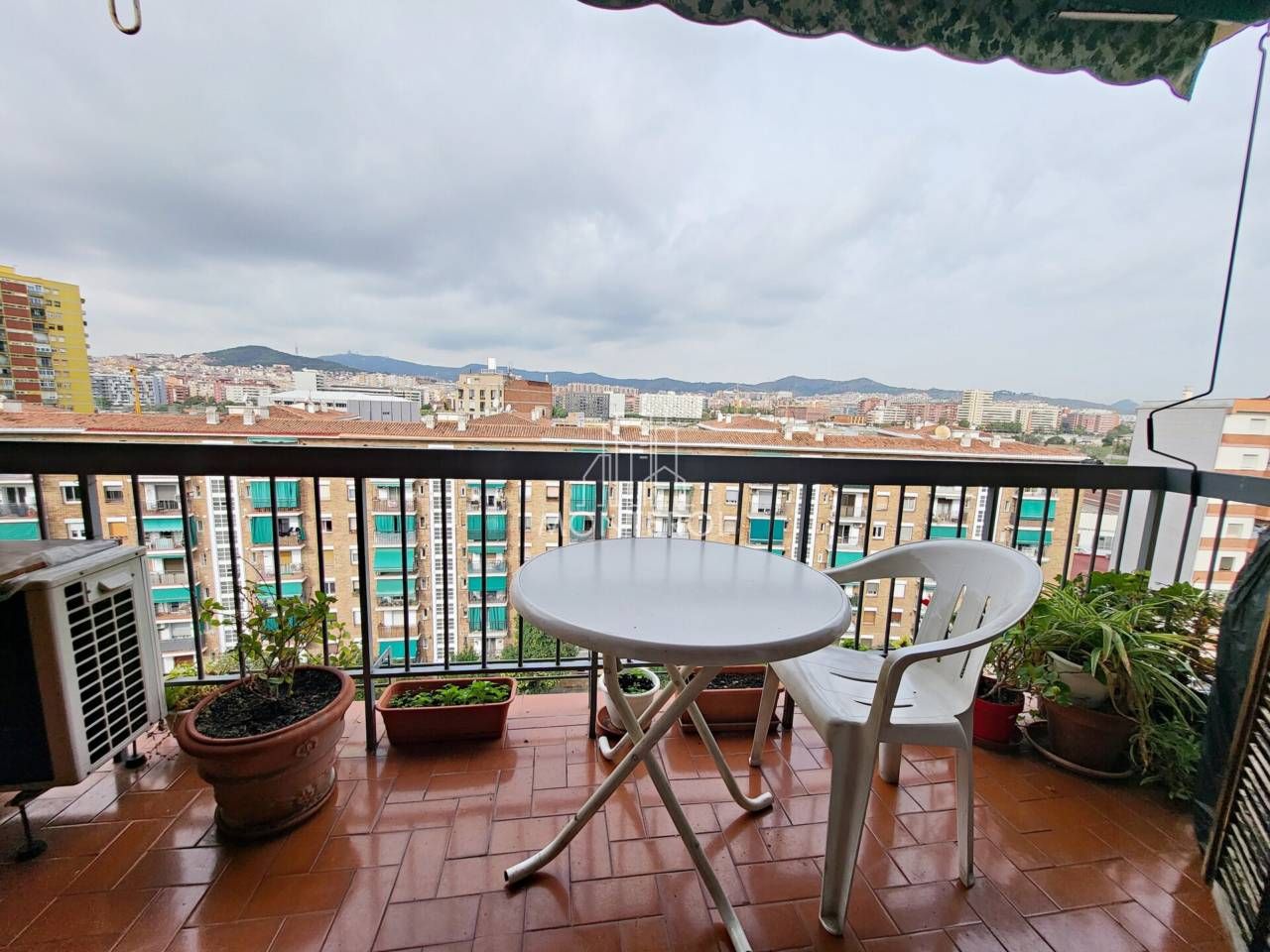 Attic for sale in Cantàbria, La Verneda i la Pau