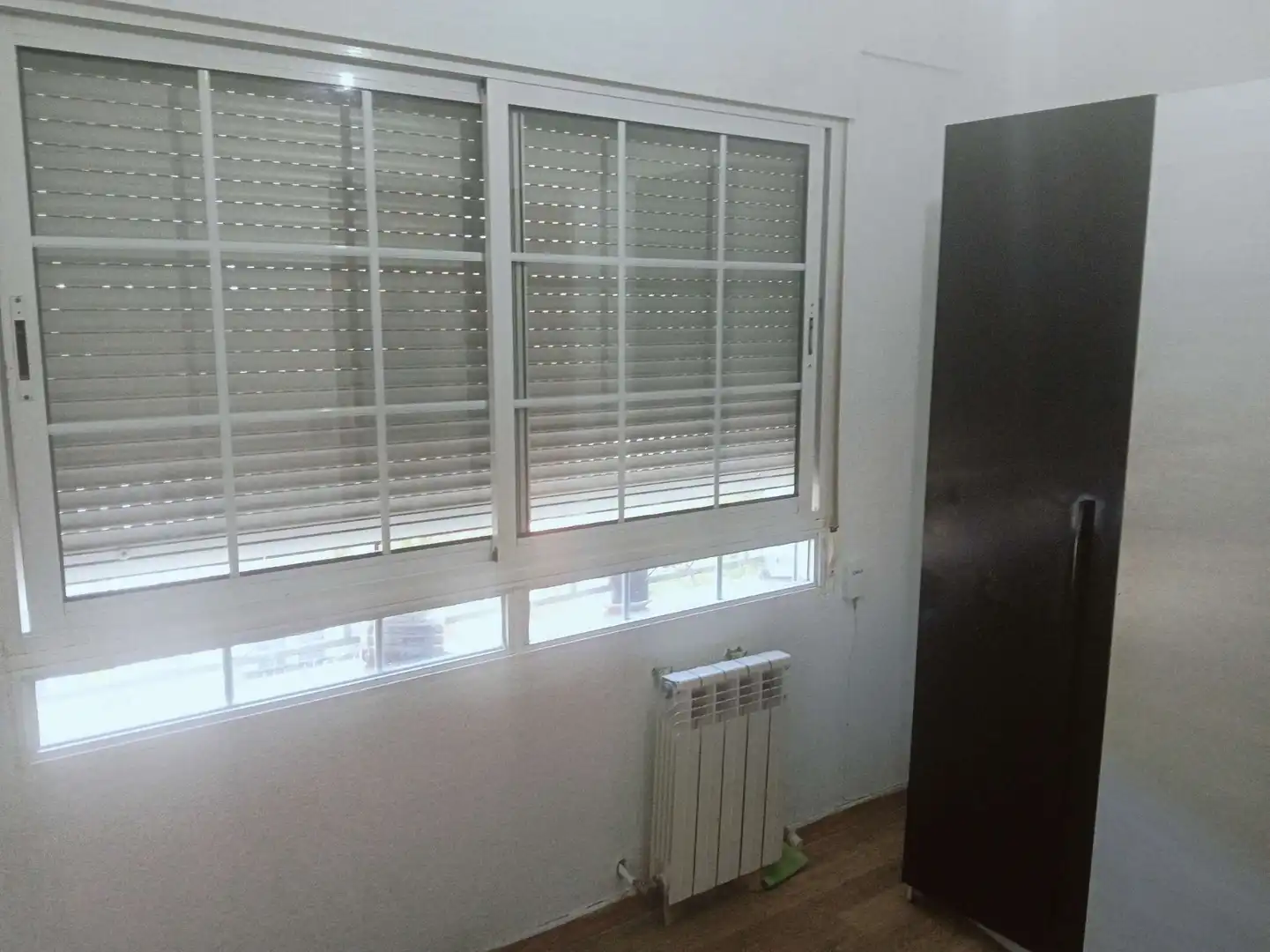 Habitación de Piso en venta en Zaragoza con Calefacción