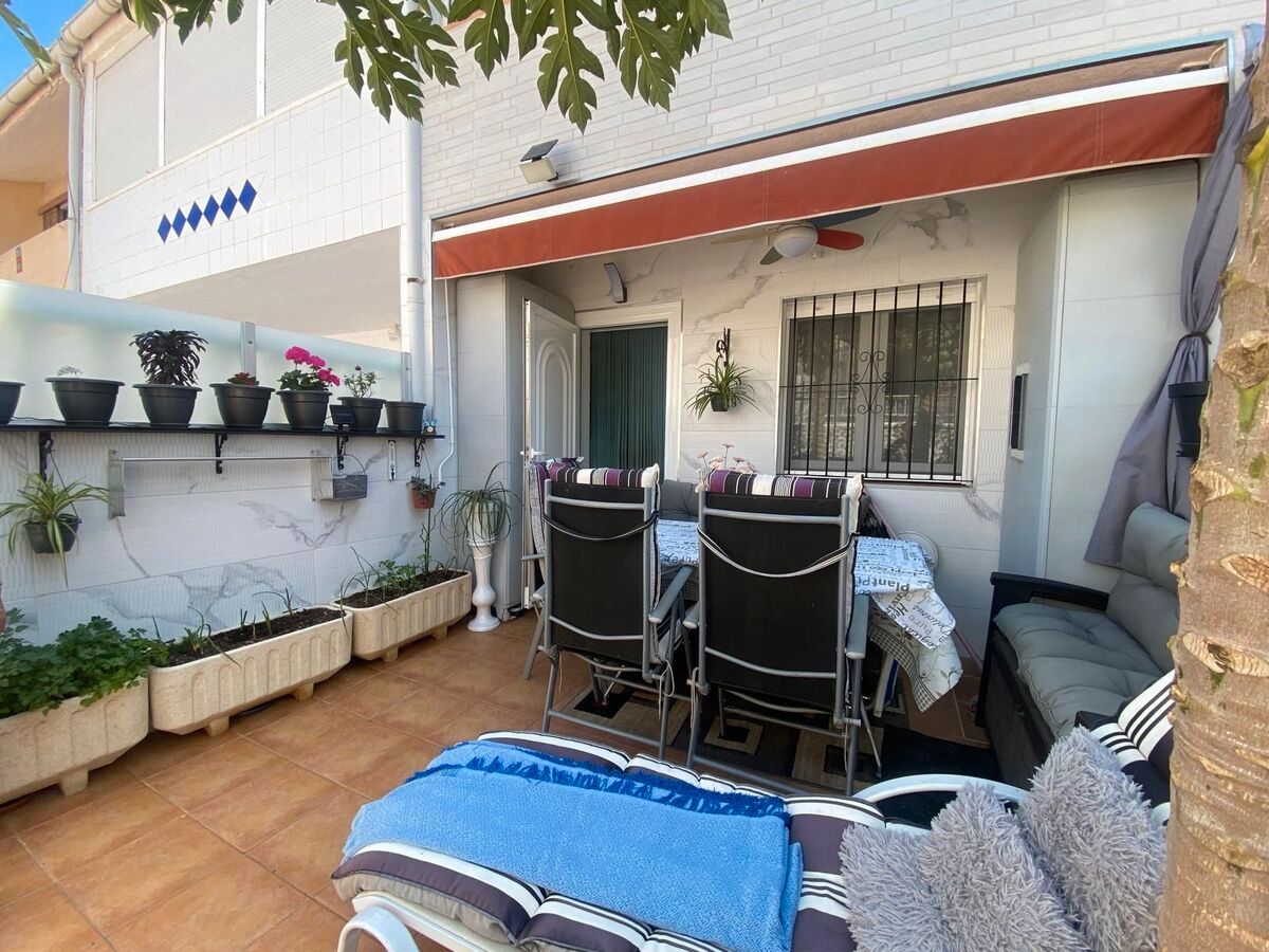 Terrace of Single-family semi-detached for sale in Torrevieja  with Terrace and Furnished