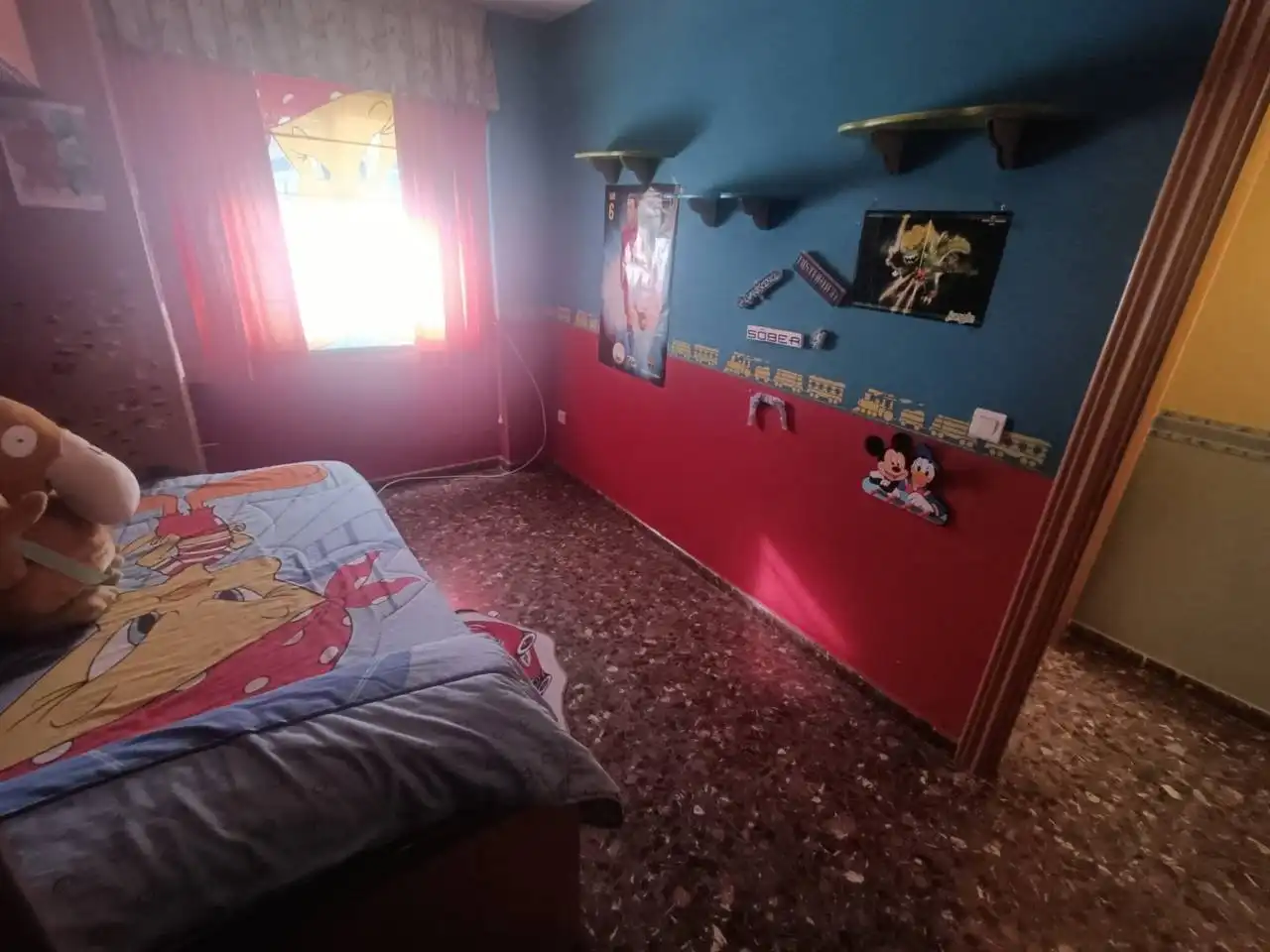 Dormitori de Casa o xalet en venda en Villanueva Mesía amb Jardí privat, Terrassa i Moblat
