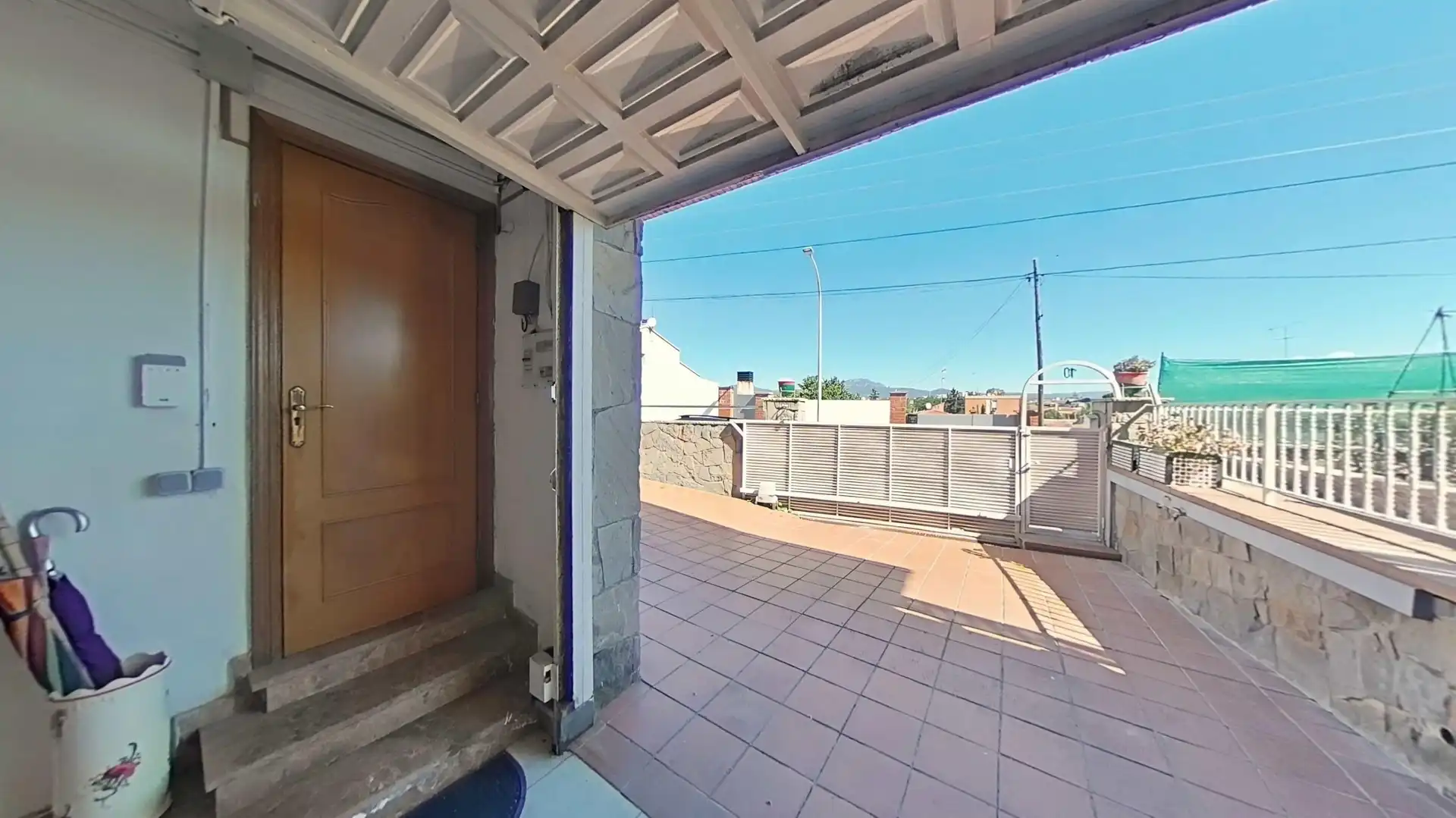 Exterior view of Houses for sale in Terrassa  with Air Conditioner, Heating and Terrace