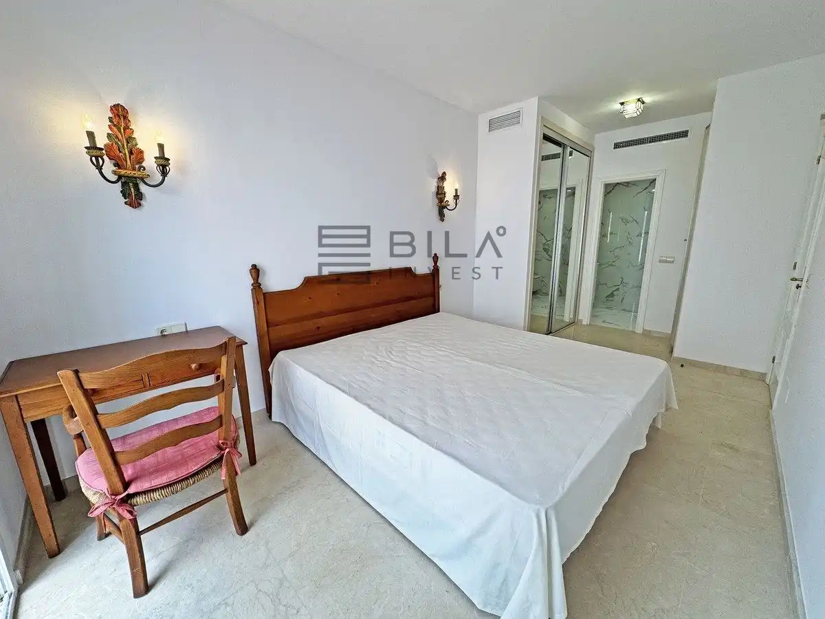 Bedroom of Flat for sale in Elviria - Cabopino