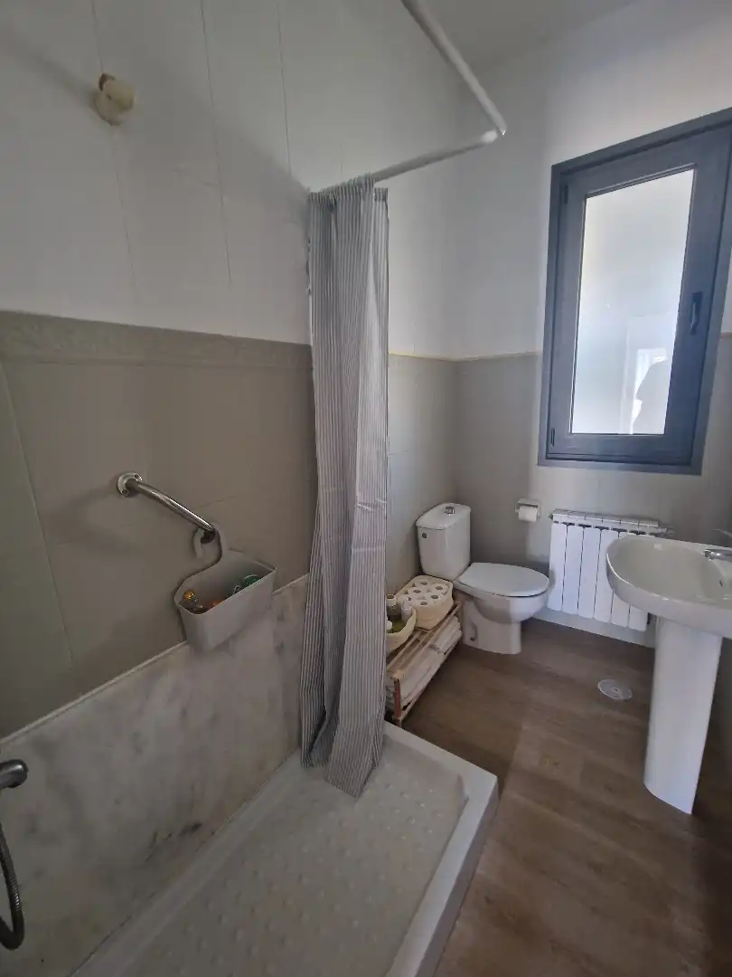 Bathroom of Houses for sale in Narón  with Heating, Private garden and Terrace