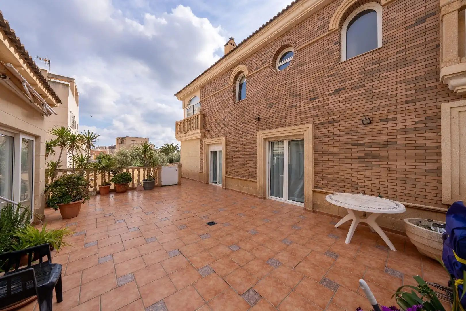 Terrace of Houses for sale in Roquetas de Mar  with Air Conditioner, Private garden and Terrace