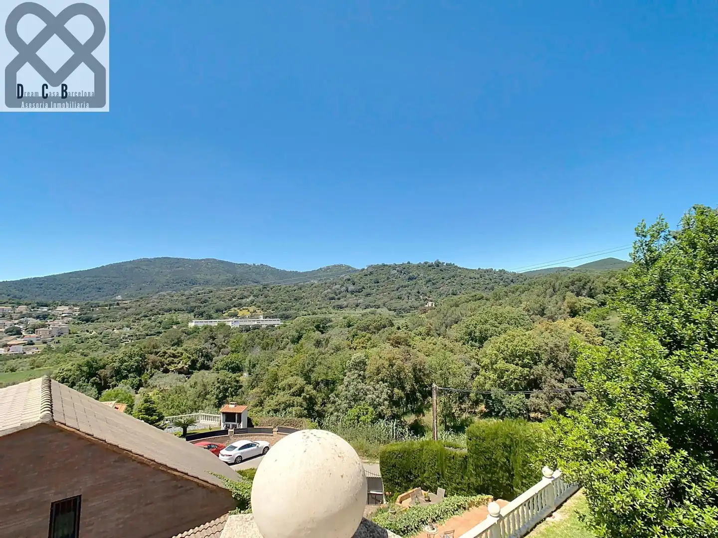 Vista exterior de Casa o xalet en venda en Caldes de Montbui amb Aire condicionat, Calefacció i Jardí privat