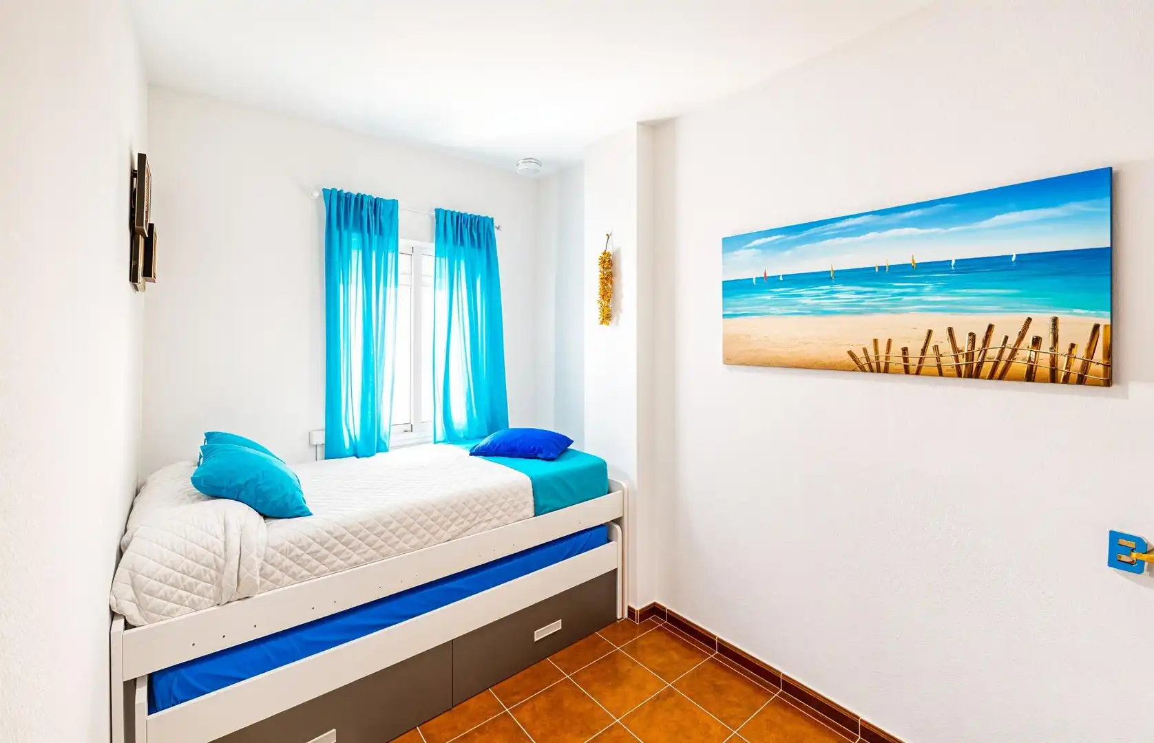 Habitación de Apartamento en venta en Chiclana de la Frontera con Aire acondicionado, Jardín privado y Terraza