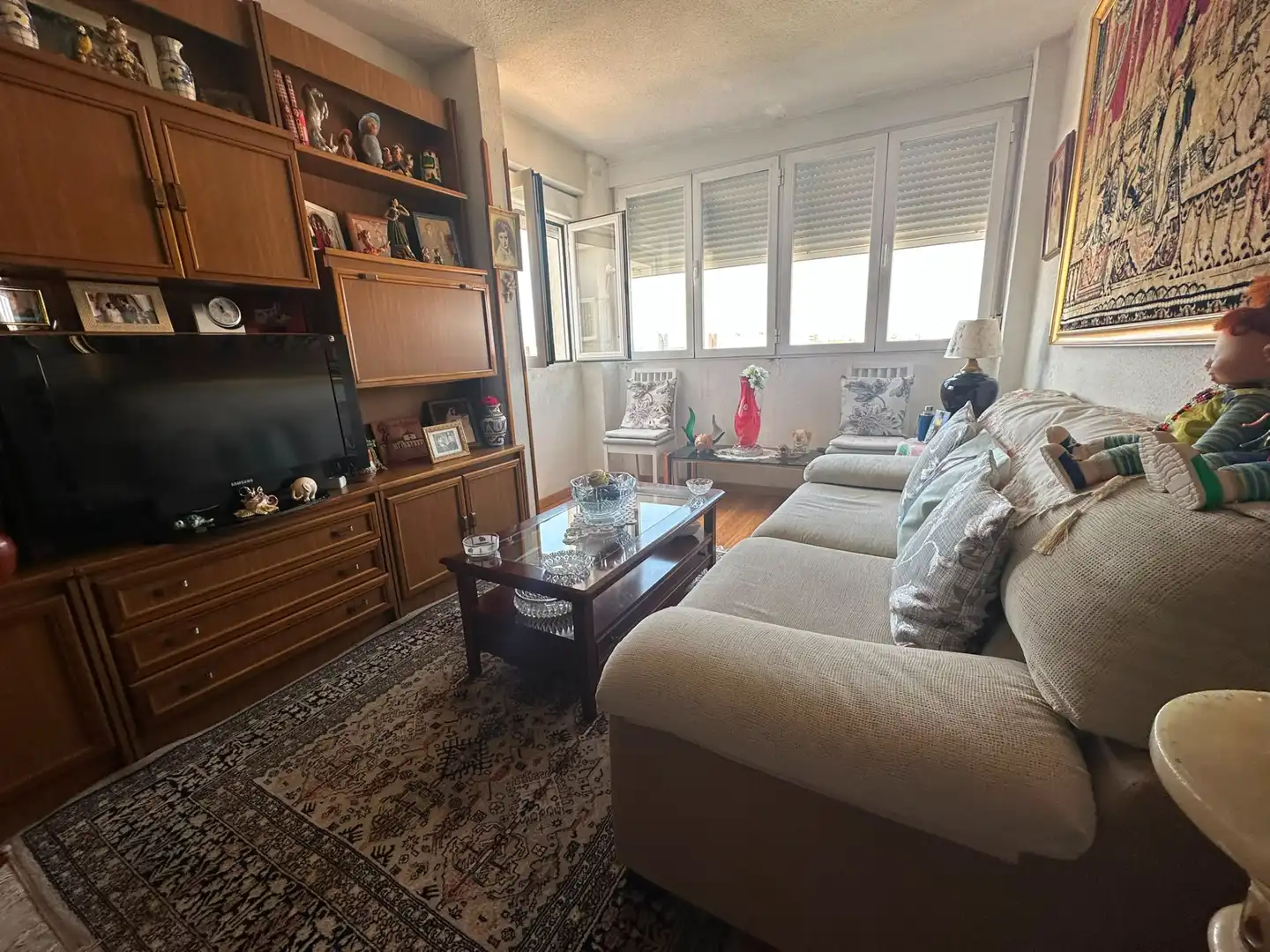Living room of Flat for sale in Madrid  with Air Conditioner and Heating