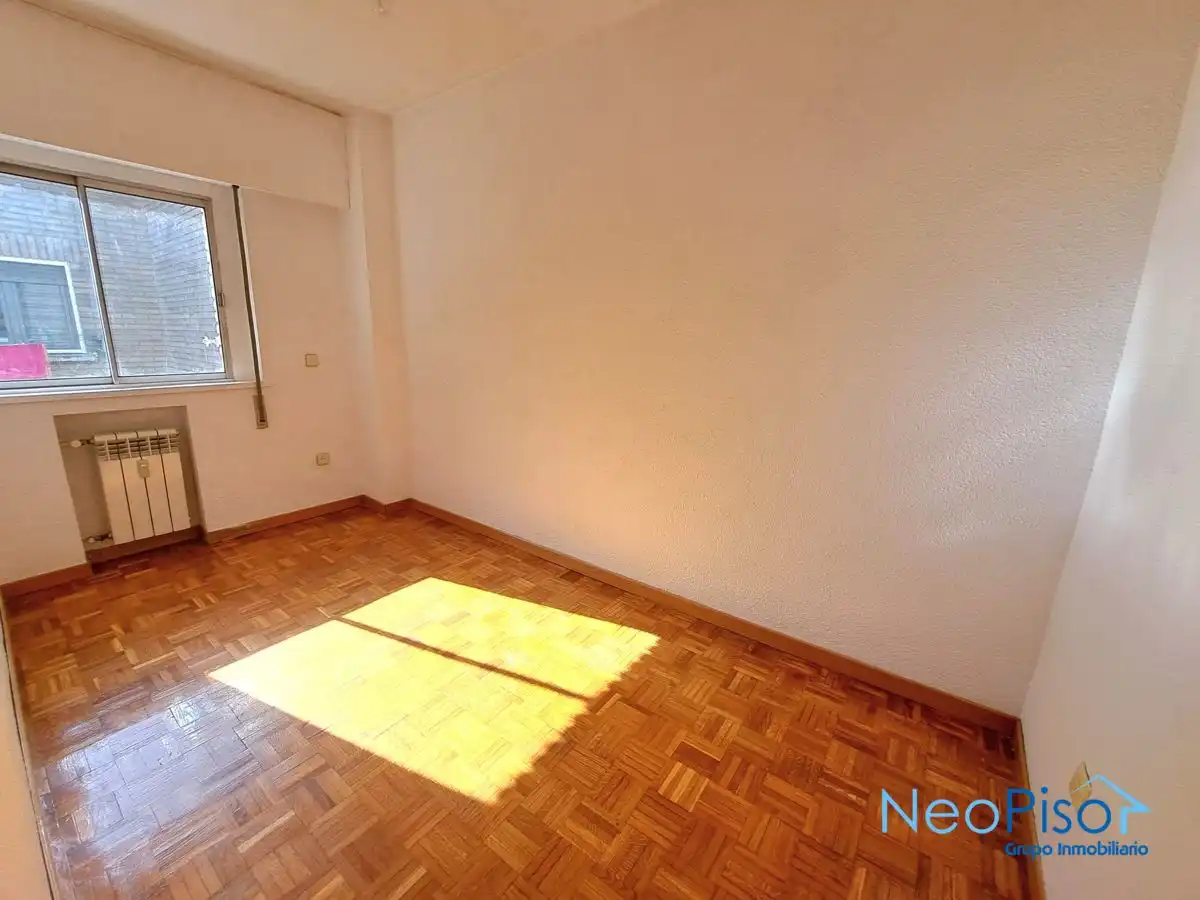 Habitación de Piso en venta en Alcorcón con Piscina comunitaria