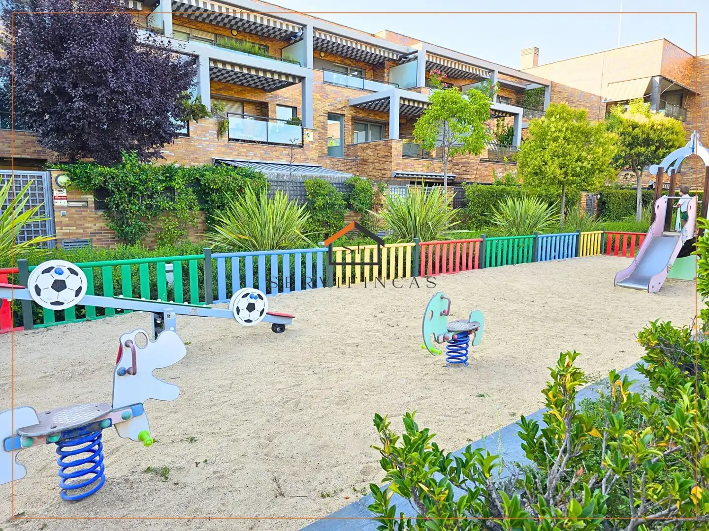 Jardí de Pis en venda en Las Rozas de Madrid amb Calefacció, Terrassa i Traster
