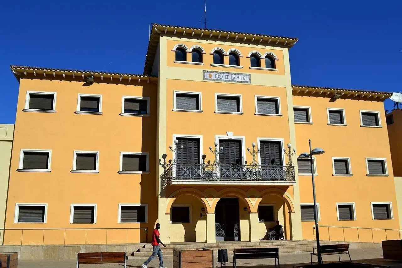 Außenansicht von Fabrikhallen zur Miete in Santa Margarida I Els Monjos